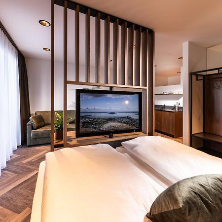 Zeit Und Raum Hotel - Self Check-In Eggelsberg Zewnętrze zdjęcie