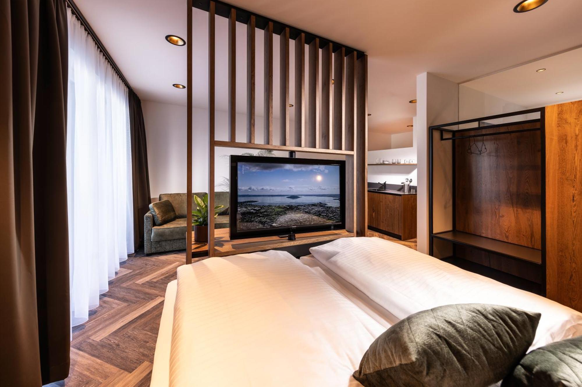 Zeit Und Raum Hotel - Self Check-In Eggelsberg Zewnętrze zdjęcie